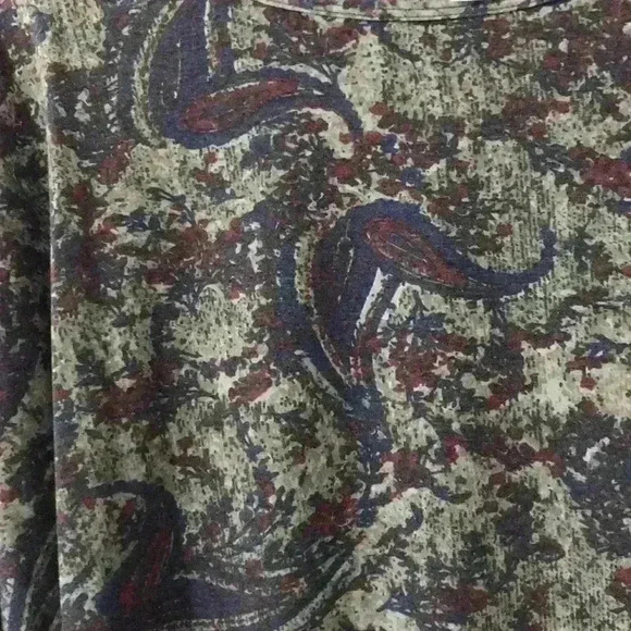 LuLaRoe Irma top - Picture 3 of 4